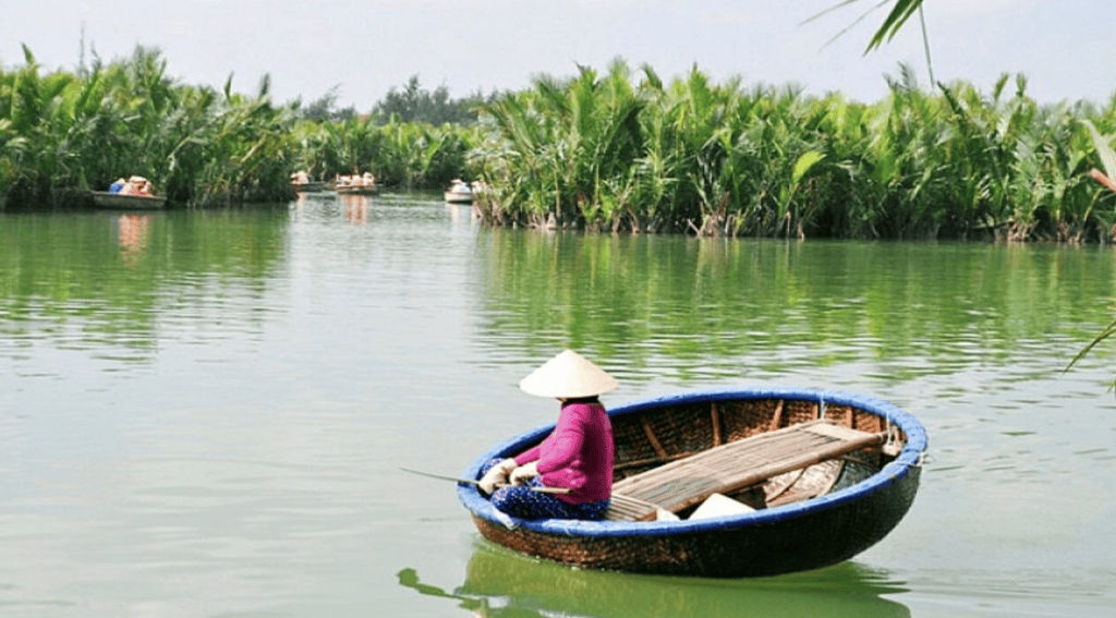 vietnam fiume e barca